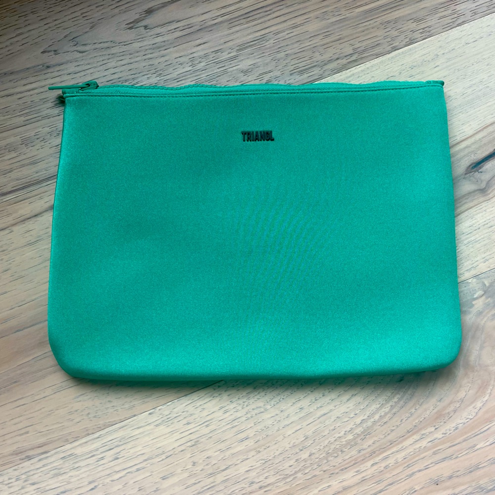 Triangle Neoprene zipper Bag